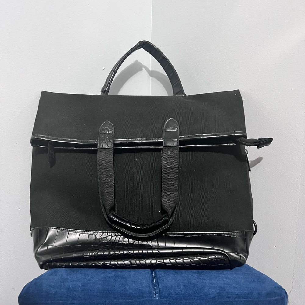 BEIS convertible backpack